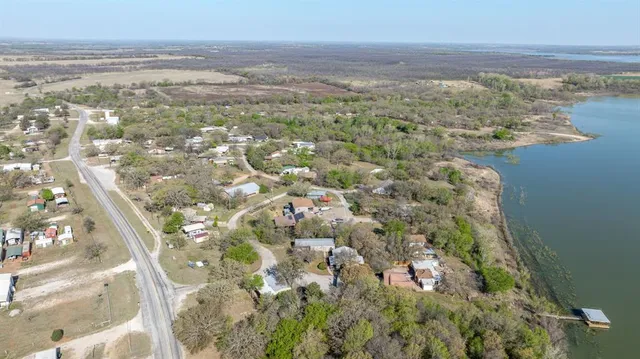 $179,000 | 124 Arrowhead, Comanche, TX 76442