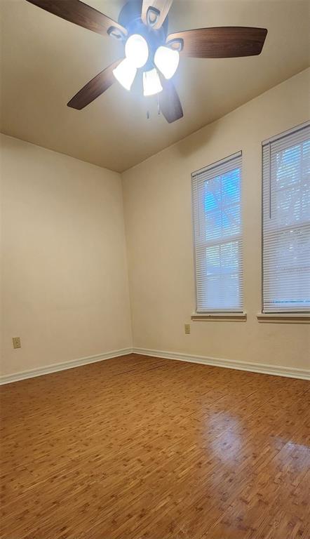 413 Northwest 48th Boulevard Gainesville, FL 32607 - Photo 3 of 21 an empty room with a empty space and a window