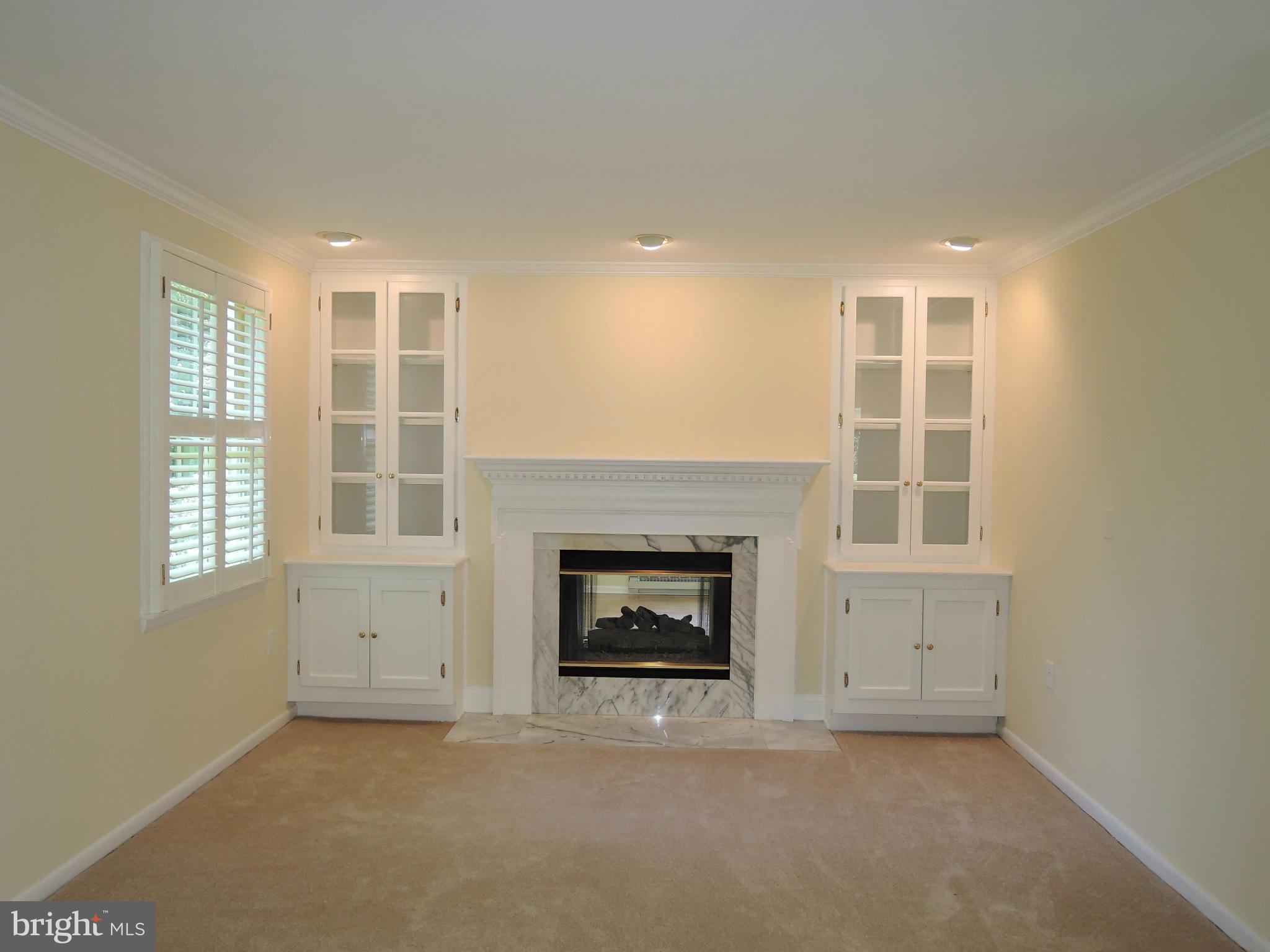 3726 Dance Mill Road Phoenix, MD 21131 - Photo 4 of 30 Living Room