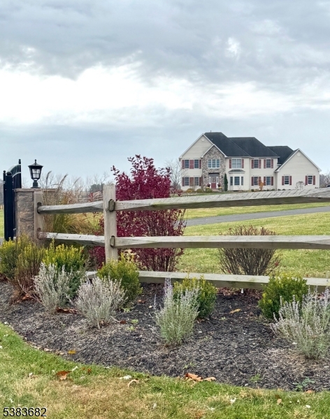 39 Sky Manor Road Pittstown, NJ 08867 - Photo 36 of 42