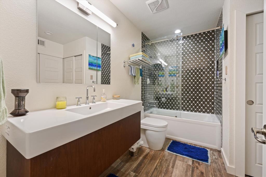 18040 Midway Road, Unit 225 Dallas, TX 75287 - Photo 12 of 33 Gallery Image 12