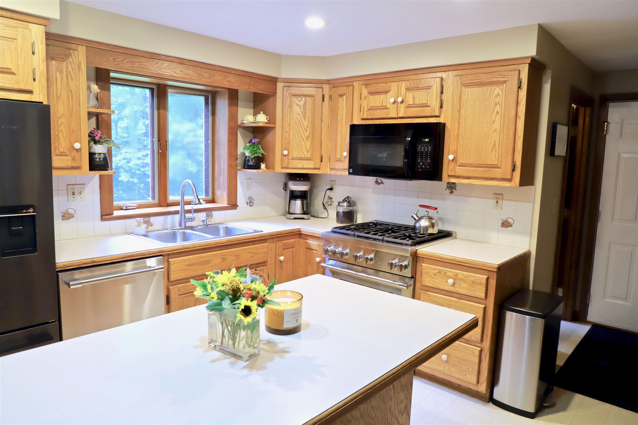 36 Lovell Road Stratham, NH 03885 - Photo 5 of 40