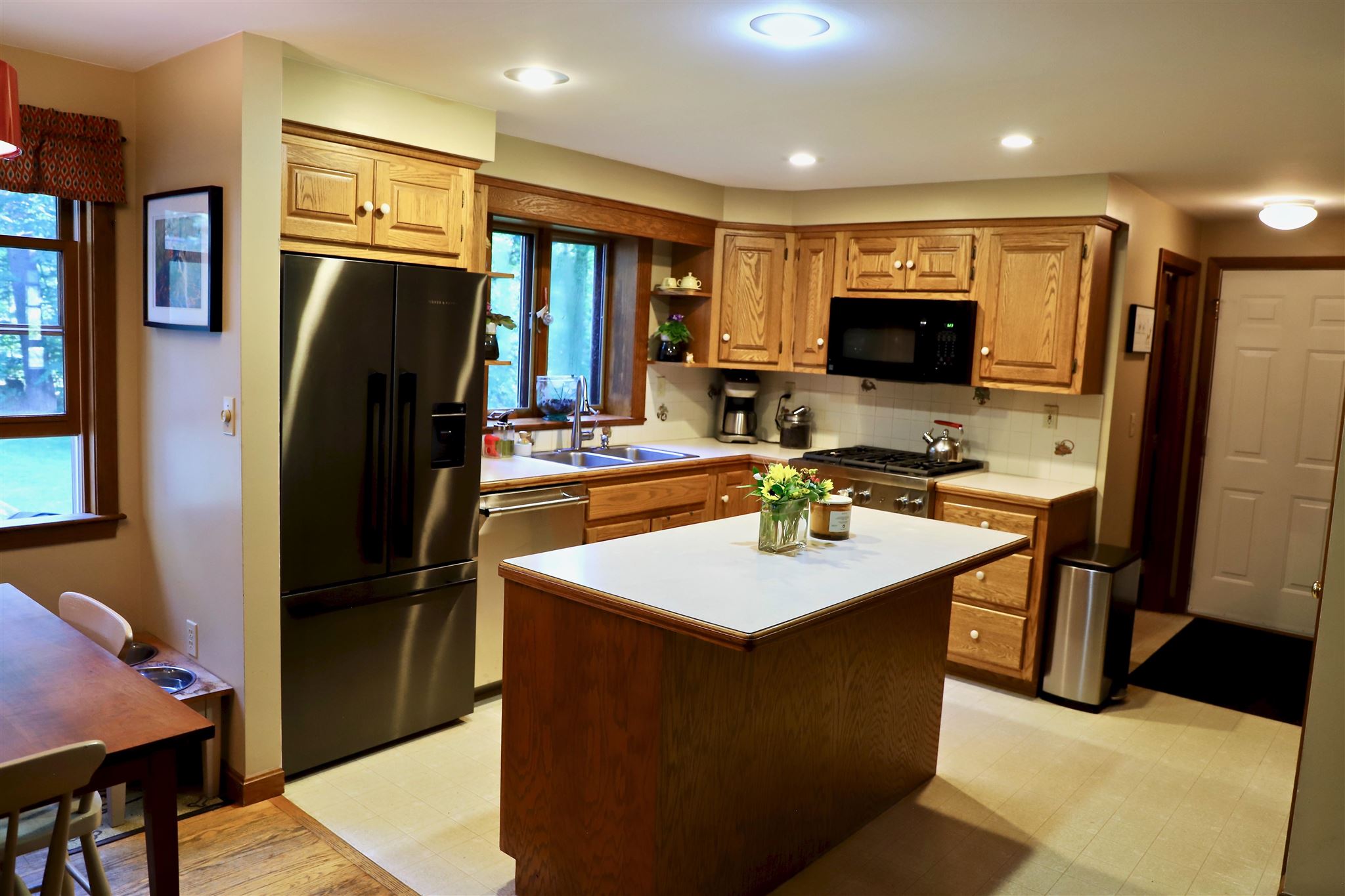 36 Lovell Road Stratham, NH 03885 - Photo 8 of 40