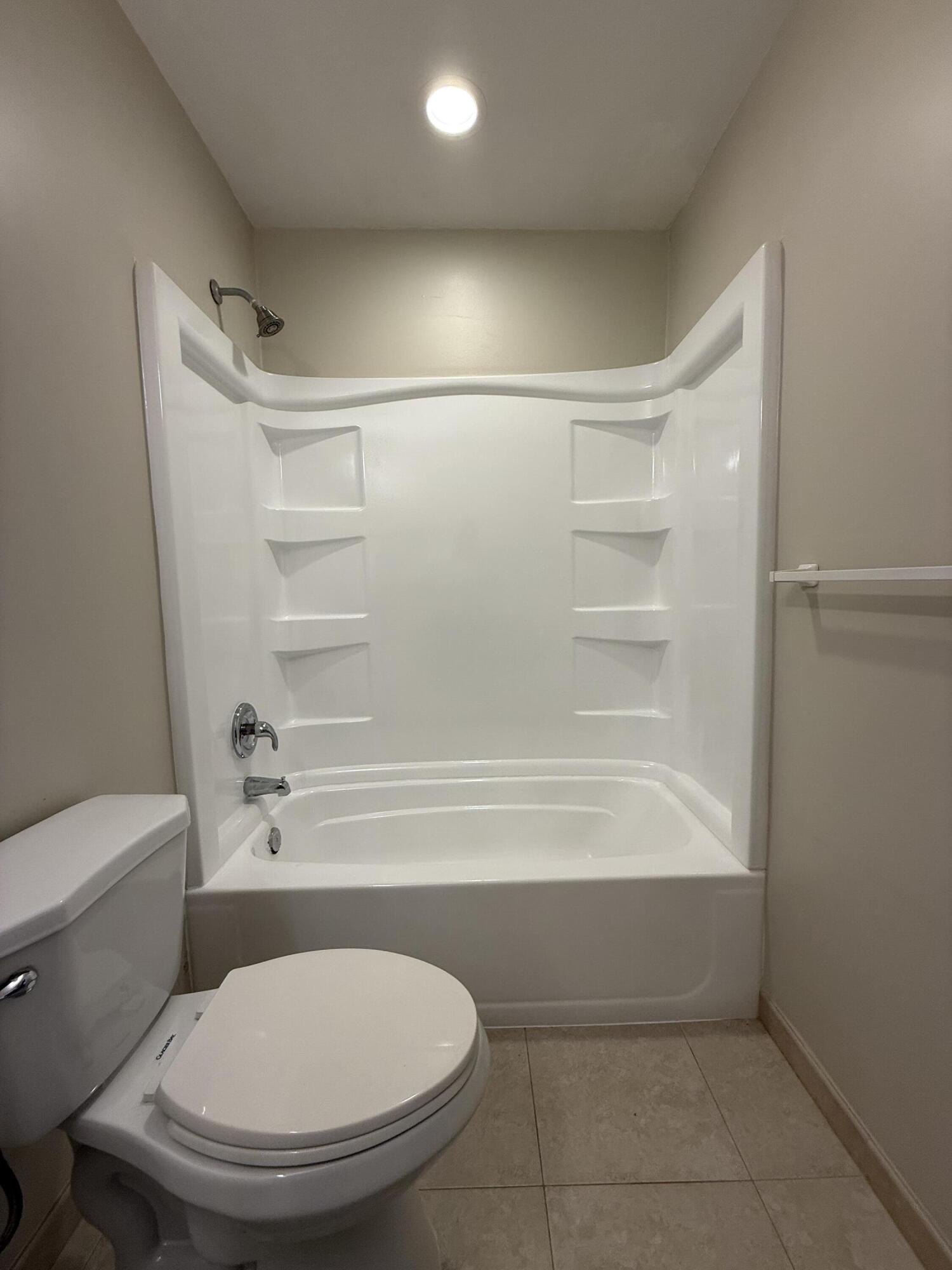 141 Ipswich Street, Unit 3 Boca Raton, FL 33487 - Photo 3 of 8 IMG_1051