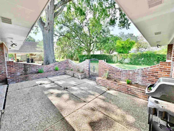 $335,000 | 9023 Whitehall Avenue, Baton Rouge, LA 70806