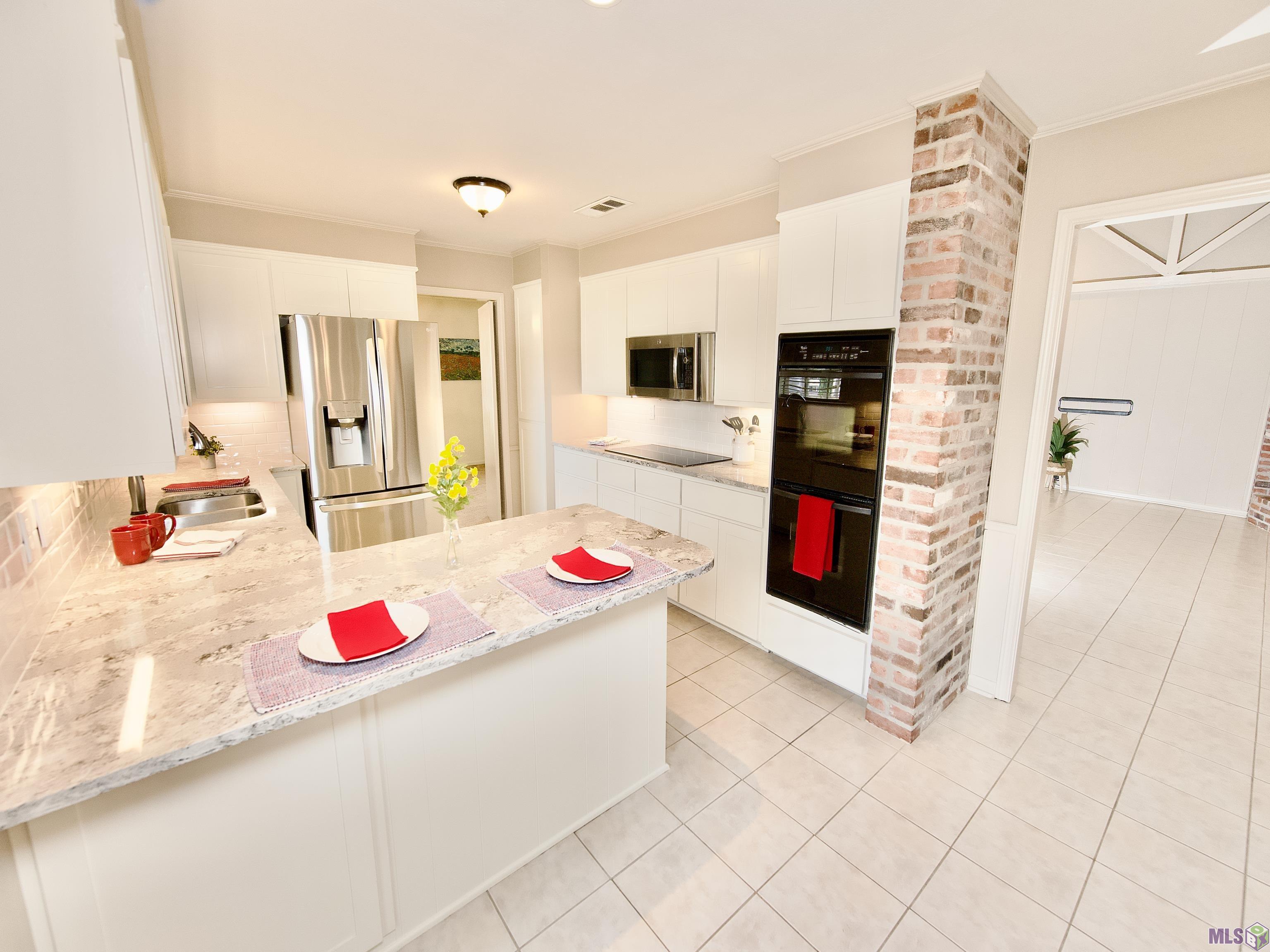 9023 Whitehall Avenue Baton Rouge, LA 70806 - Photo 9 of 26