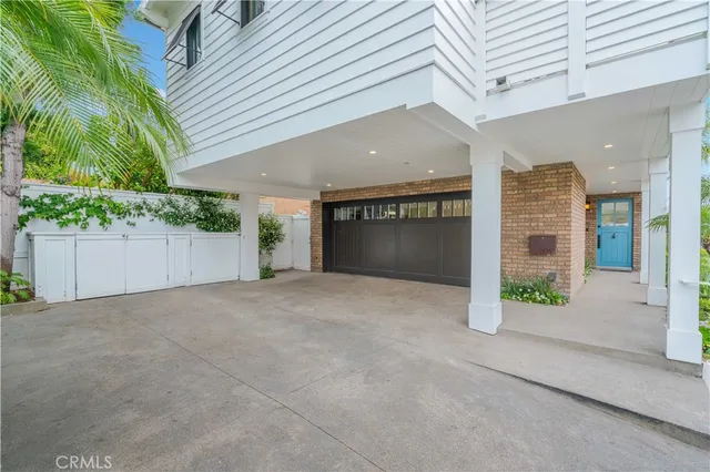 a view of a big room with potted plants