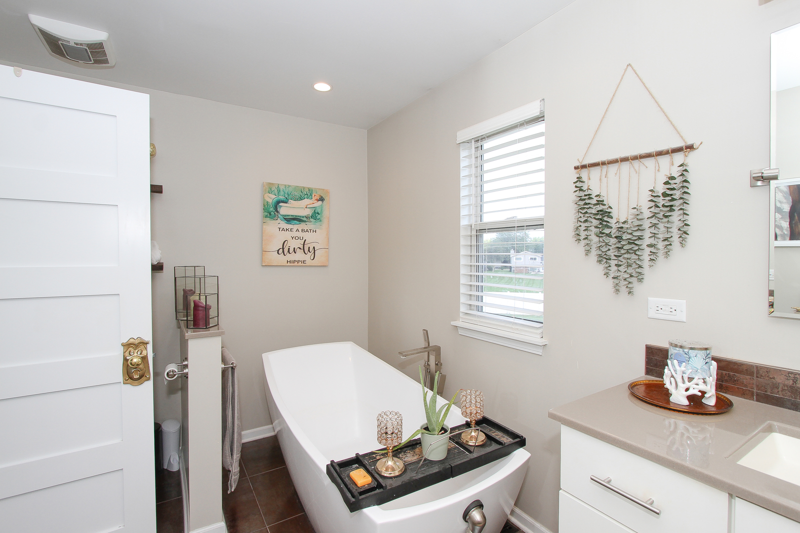 465 Spring Ridge Drive Crystal Lake, IL 60012 - Photo 19 of 31 Gallery Image 19