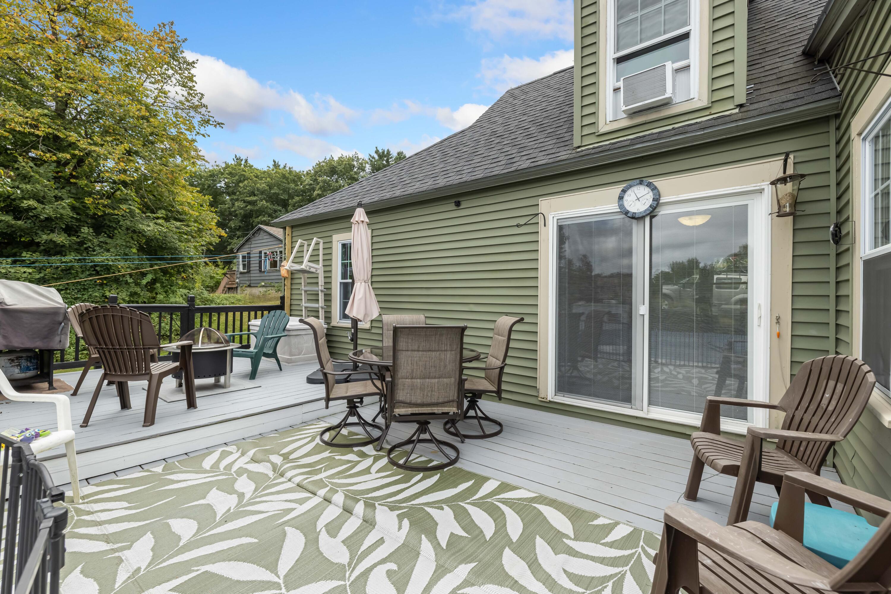 18 Hubbard Street Saco, ME 04072 - Photo 30 of 33 Deck