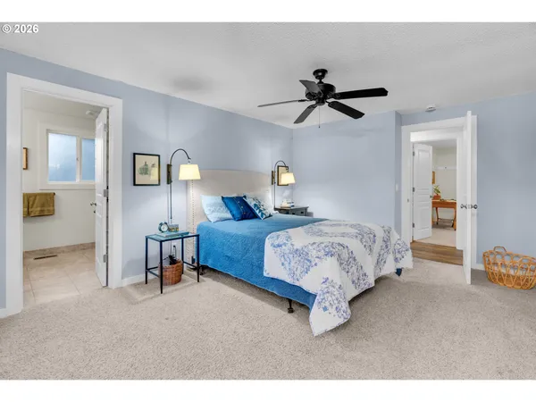 $644,900 | 18370 Franklin Way, Gladstone, OR 97027