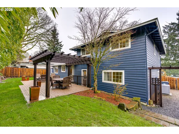 $644,900 | 18370 Franklin Way, Gladstone, OR 97027