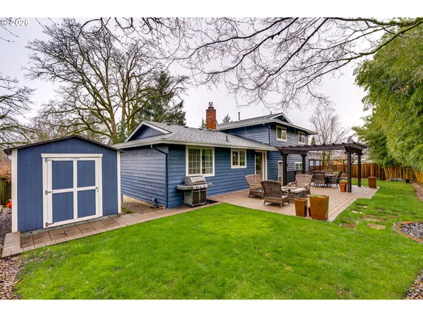 $644,900 | 18370 Franklin Way, Gladstone, OR 97027