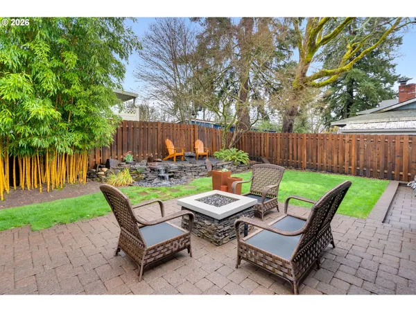 $644,900 | 18370 Franklin Way, Gladstone, OR 97027