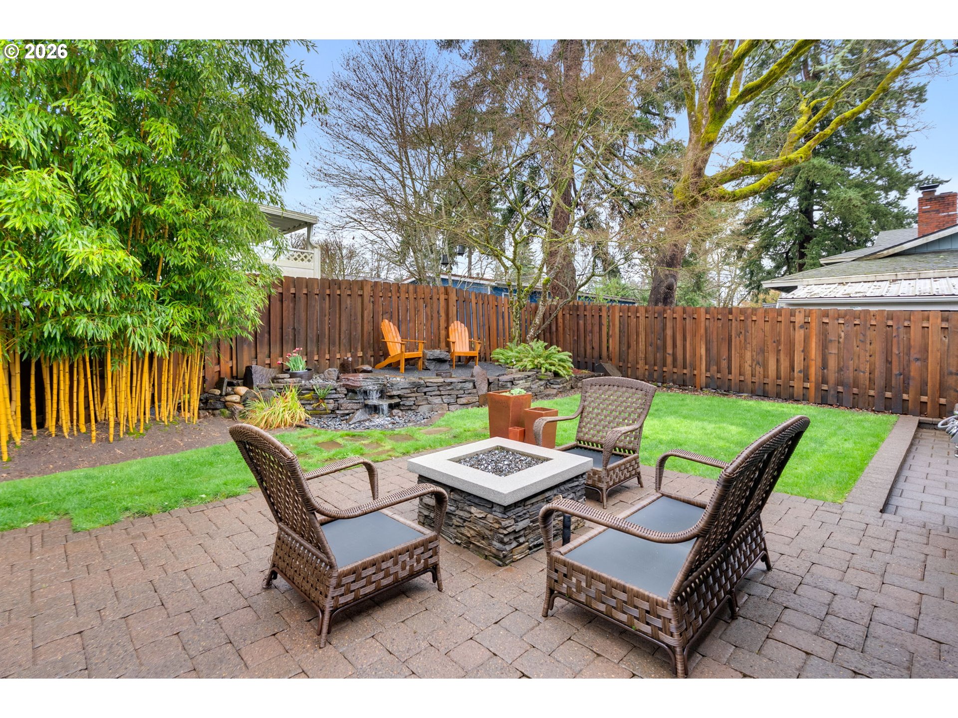 18370 Franklin Way Gladstone, OR 97027 - Photo 38 of 45 a backyard of a house with outdoor seating