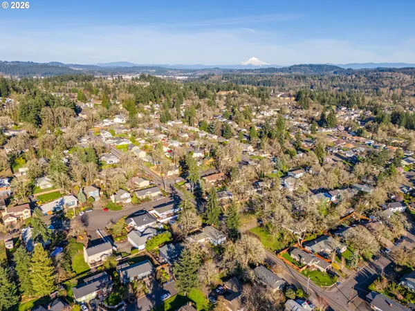 $644,900 | 18370 Franklin Way, Gladstone, OR 97027