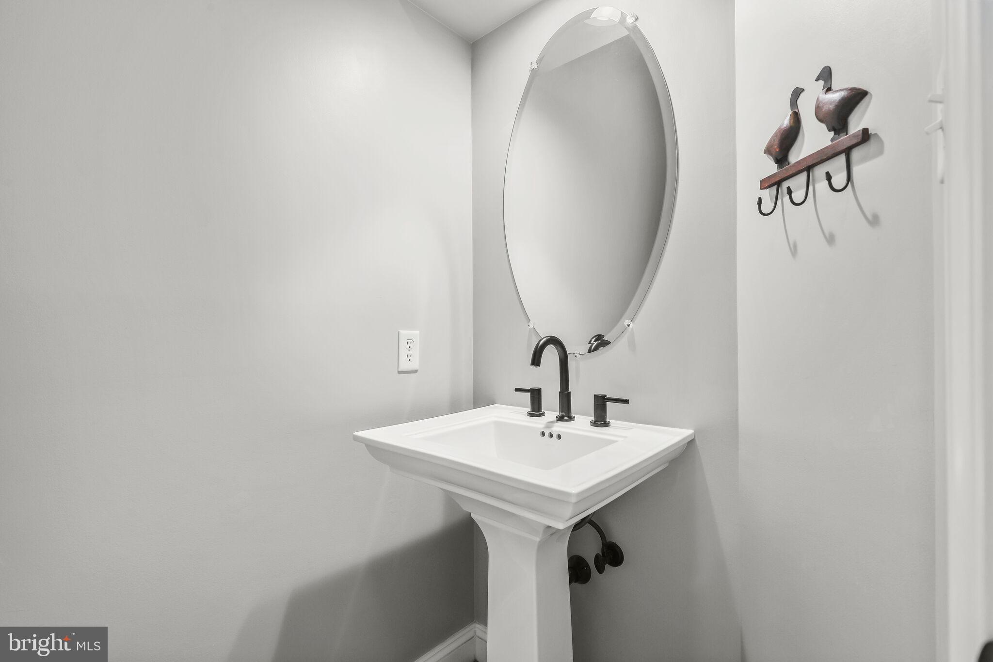 5911 Fall Moon Ride Clarksville, MD 21029 - Photo 25 of 65 Powder room