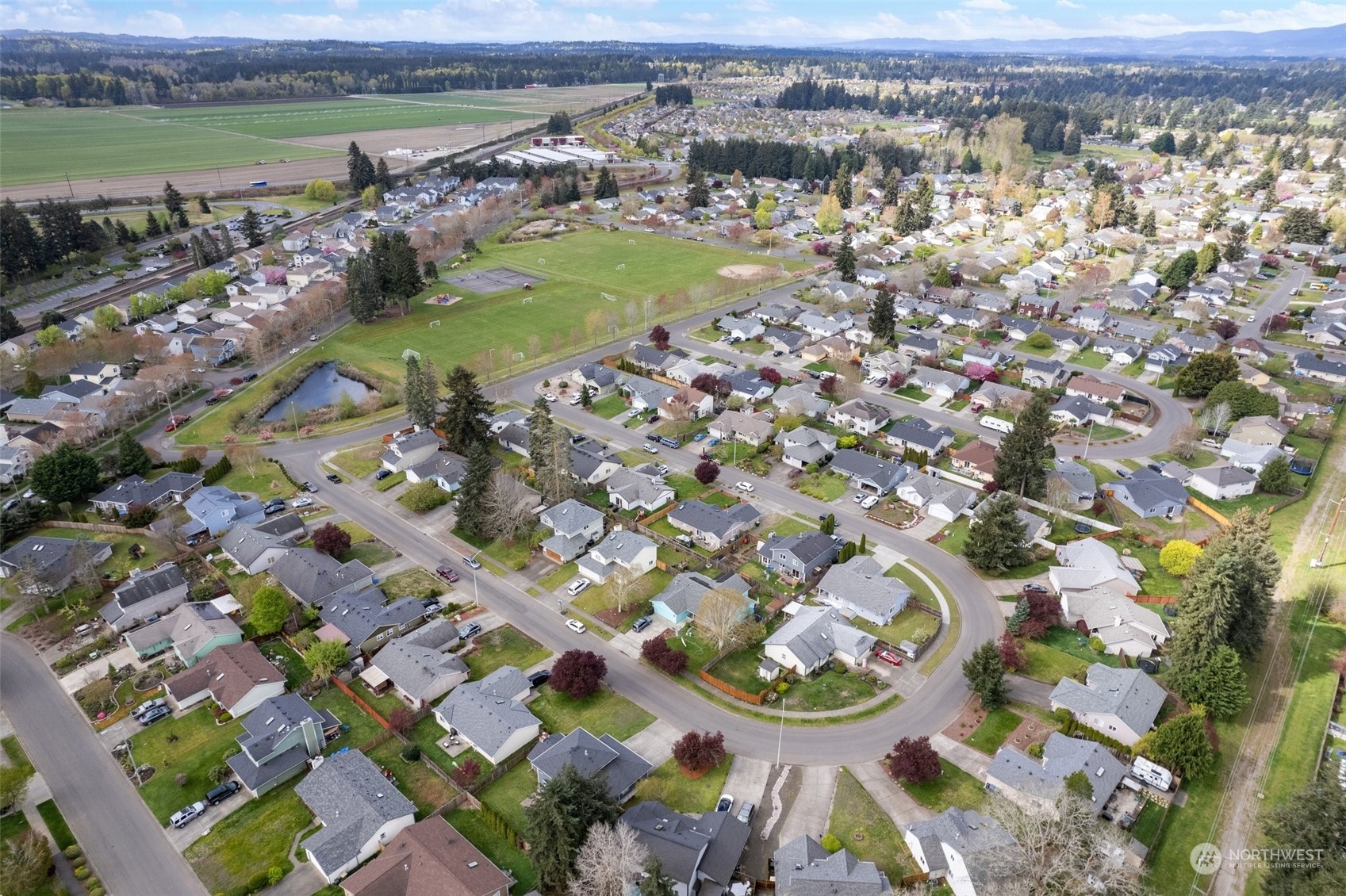 5931 Cherokee Loop Southeast Lacey, WA 98513 - Photo 5 of 35 Gallery Image 5