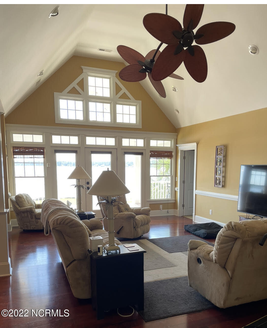 637 Harper Road Bayboro, NC 28515 - Photo 24 of 50 Harper foyer to family