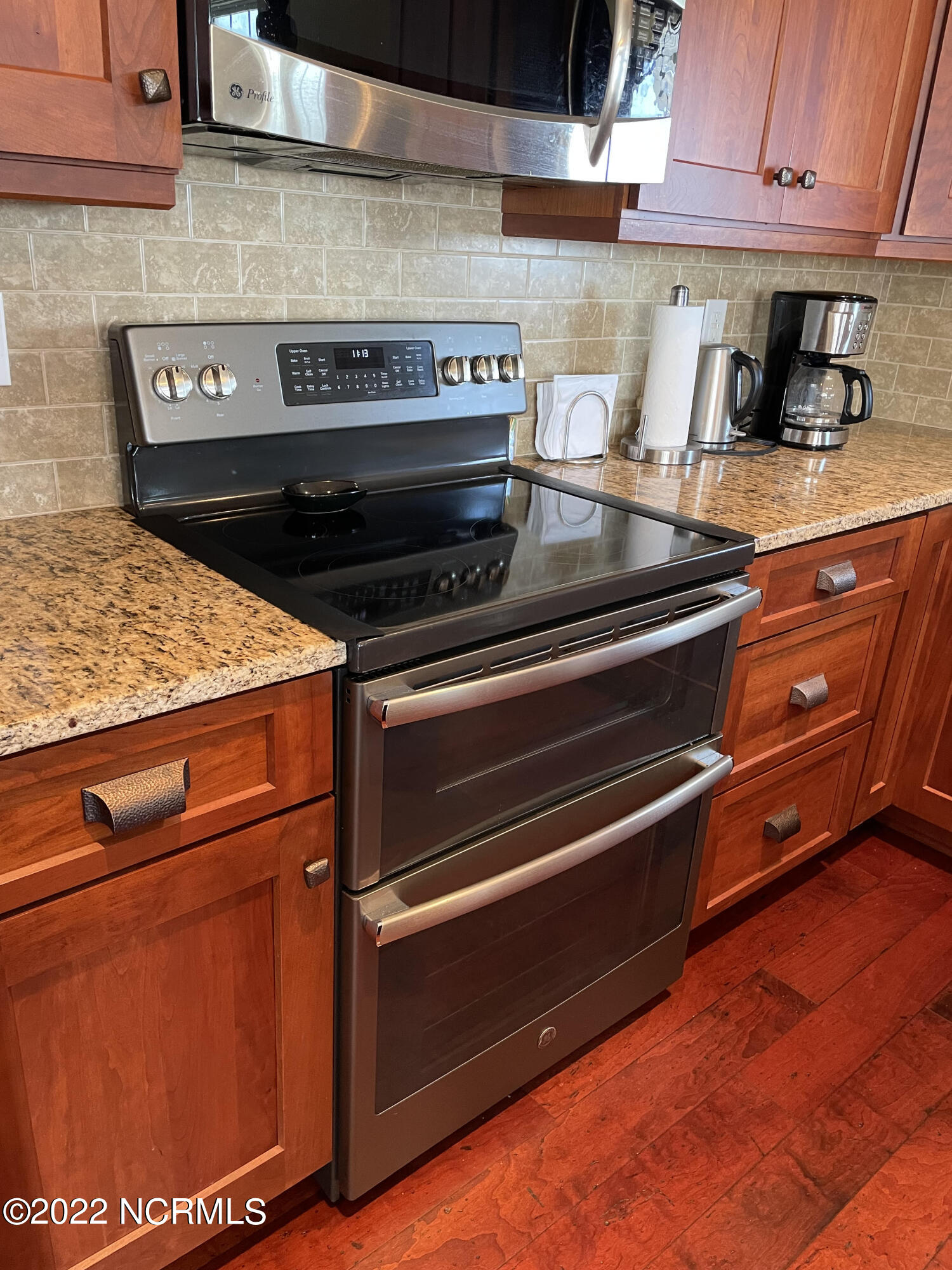 637 Harper Road Bayboro, NC 28515 - Photo 25 of 50 Harper double stove