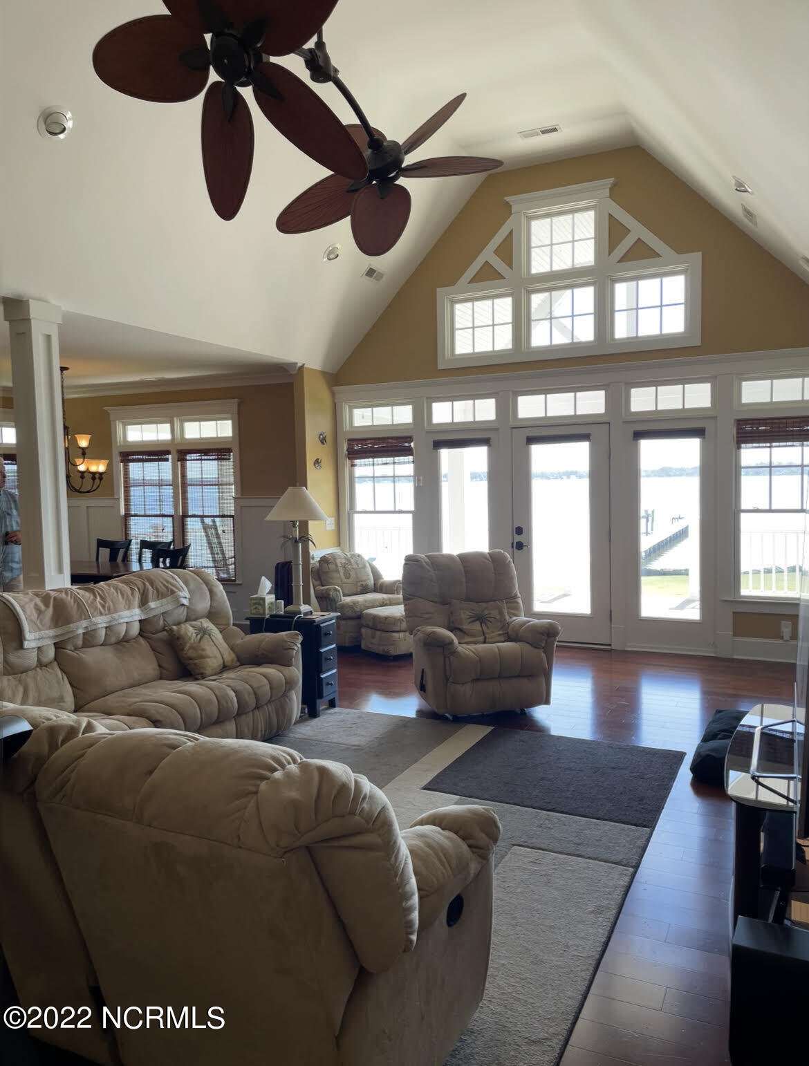 637 Harper Road Bayboro, NC 28515 - Photo 39 of 50 Harper family room