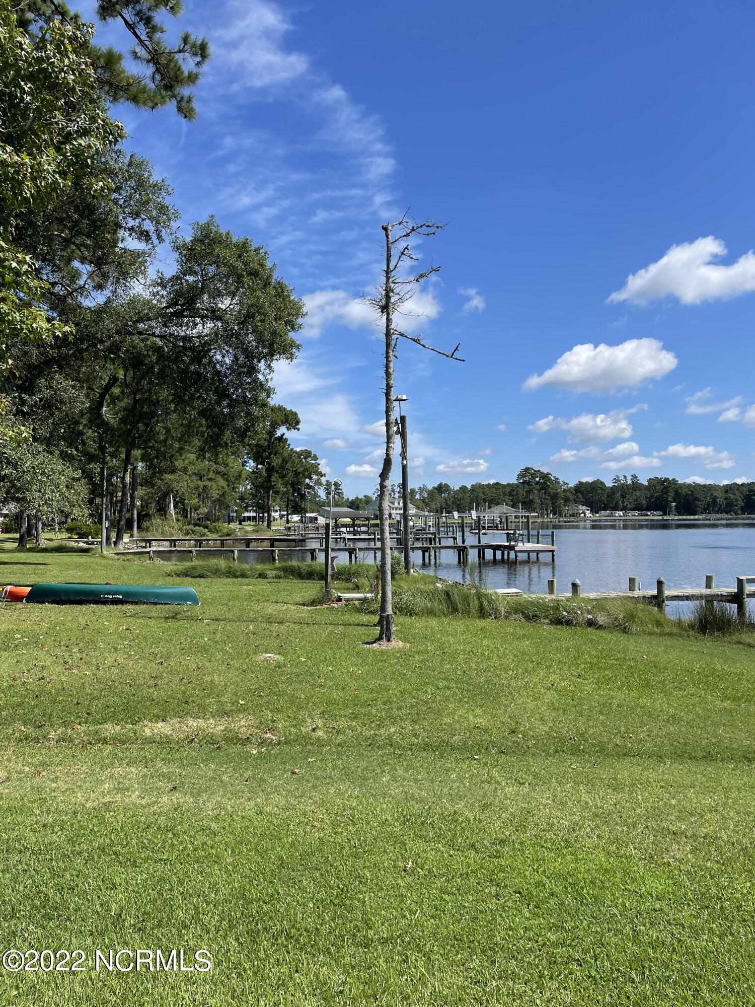 637 Harper Road Bayboro, NC 28515 - Photo 47 of 50 Harper shore view