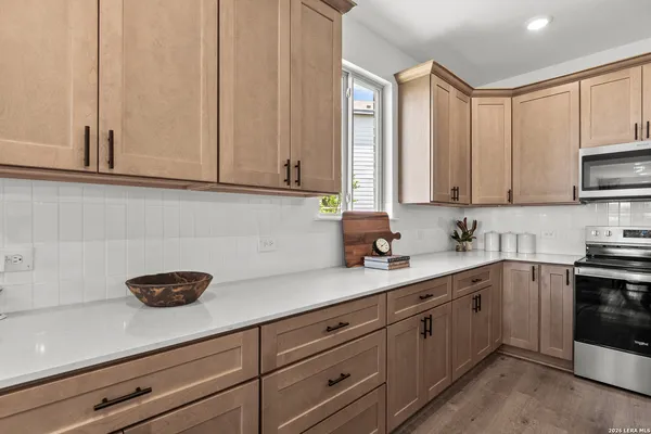 $344,165 | 535 Nightingale Avenue, Marion, TX 78124