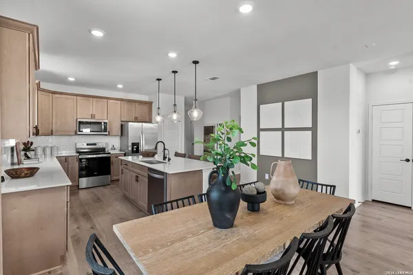 $344,165 | 535 Nightingale Avenue, Marion, TX 78124