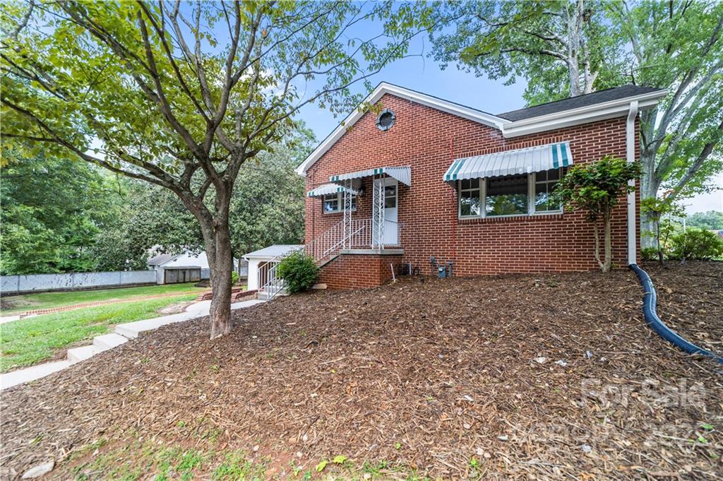 844 Lincolnton Road Salisbury, NC 28144 - Photo 33 of 36 a front view of house with yard and trees