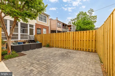 $1,585,000 | 1519 East Capitol Street Southeast, Washington, DC 20003