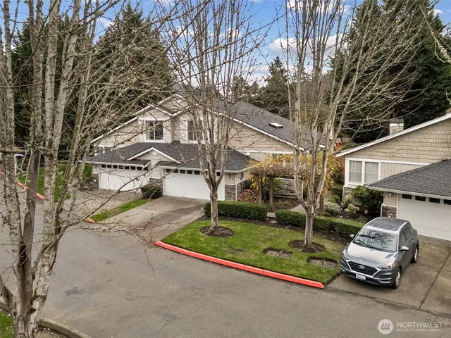 an aerial view of multiple house