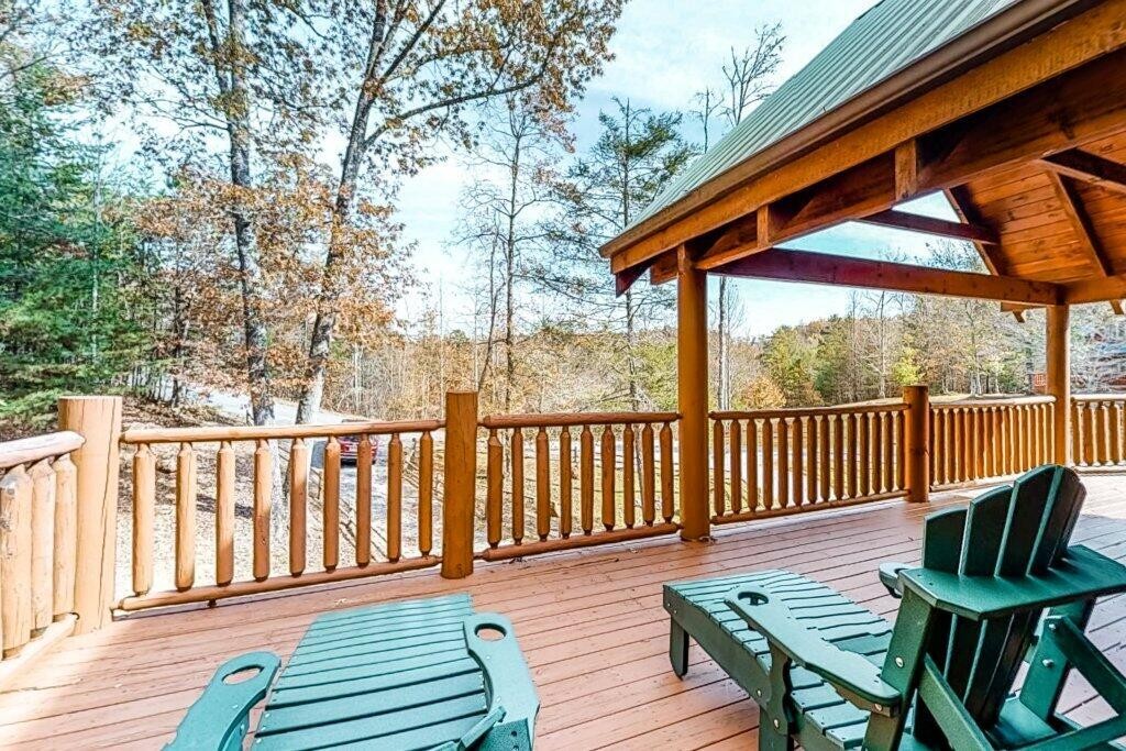2556 Treehouse Lane Sevierville, TN 37876 - Photo 21 of 24 a view of a two chairs in the deck