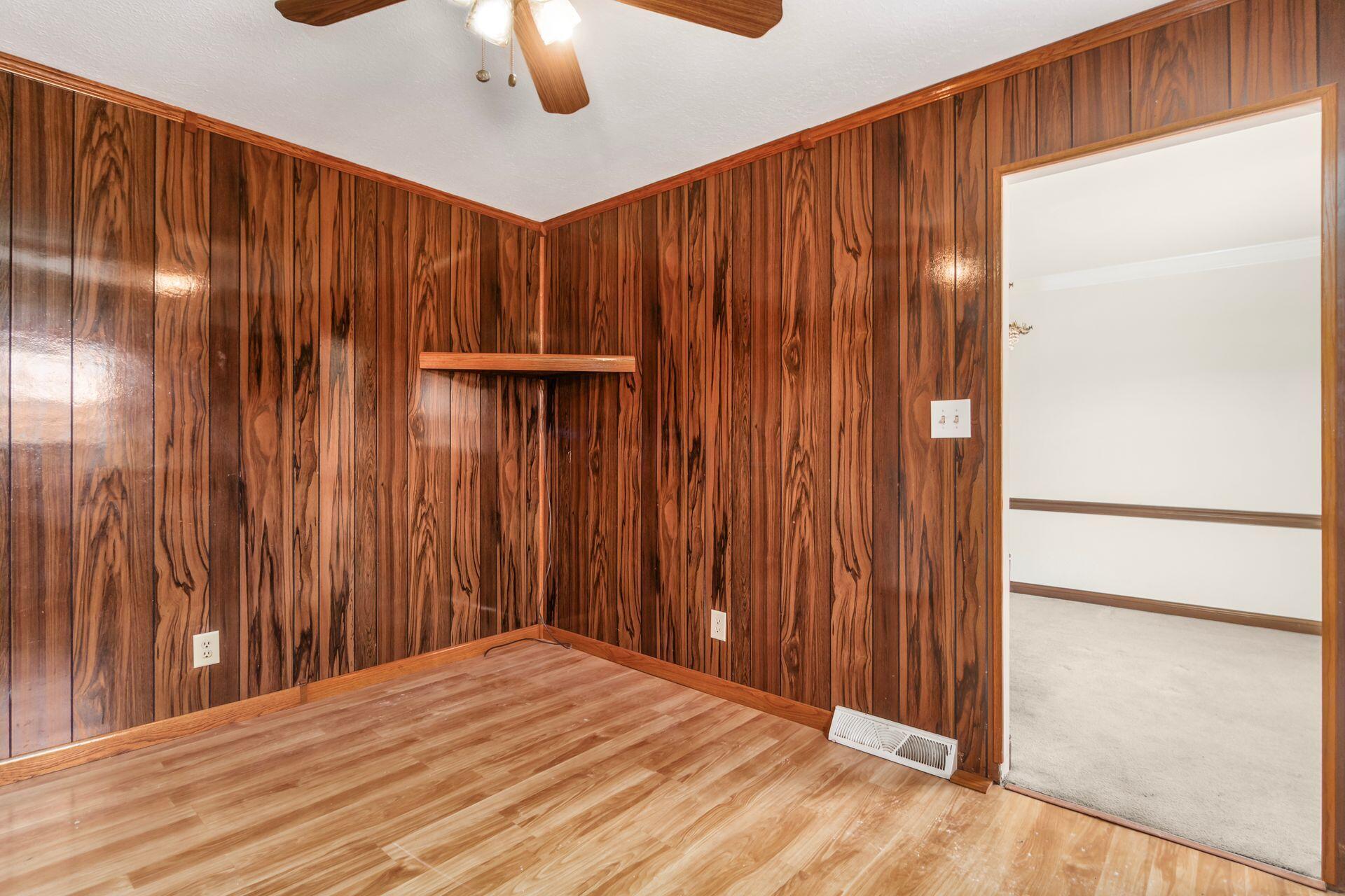 1720 Kenwick Road Columbus, OH 43209 - Photo 10 of 46