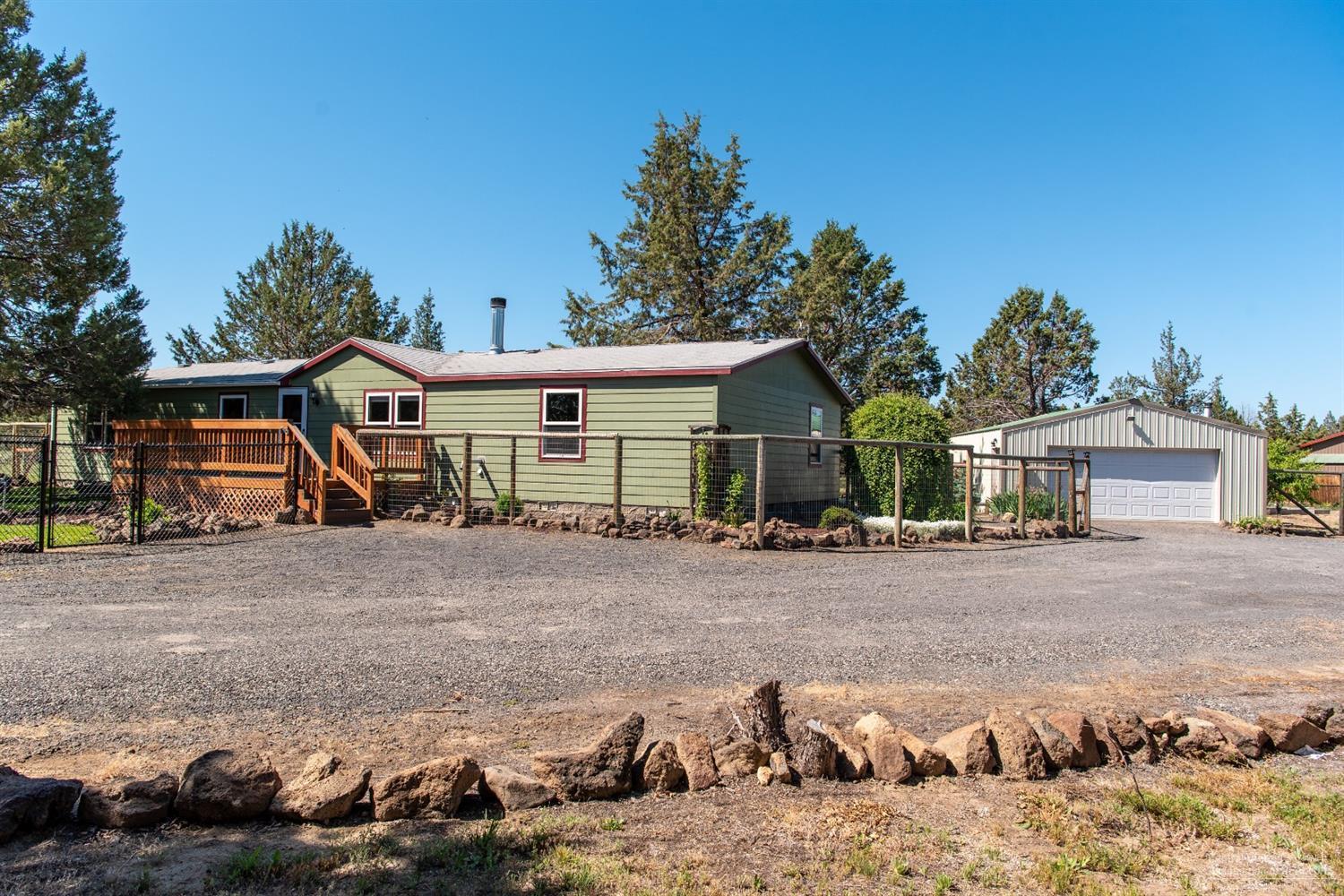 9566 Southwest Meadow Road Terrebonne, OR 97760 - Photo 2 of 25 Gallery Image 2