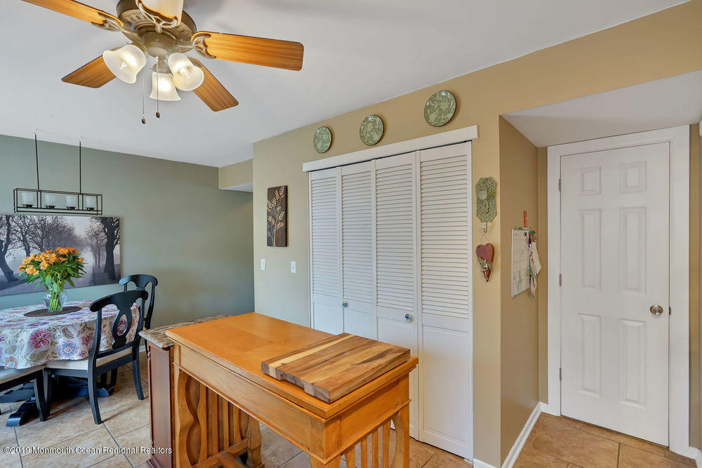 244 Greenwood Loop Road Brick, NJ 08724 - Photo 11 of 24 014_dsc01518