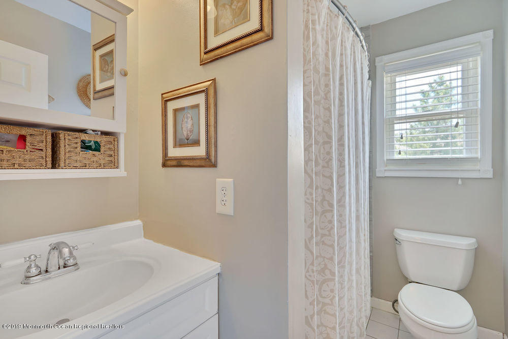 244 Greenwood Loop Road Brick, NJ 08724 - Photo 16 of 24 022_dsc01583