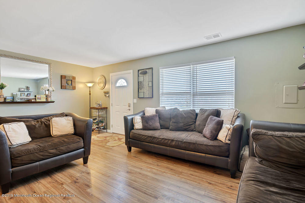 244 Greenwood Loop Road Brick, NJ 08724 - Photo 6 of 24 031_dsc01628