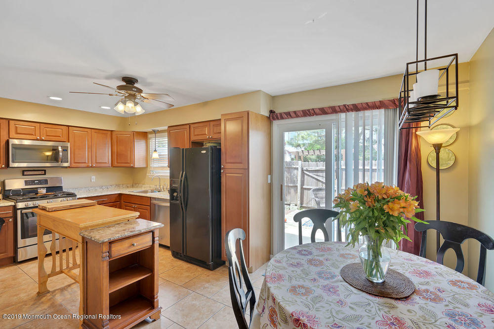 244 Greenwood Loop Road Brick, NJ 08724 - Photo 8 of 24 011_dsc01503
