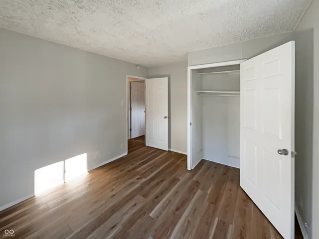 $246,000 | 17 Crestview Drive, Greenwood, IN 46143