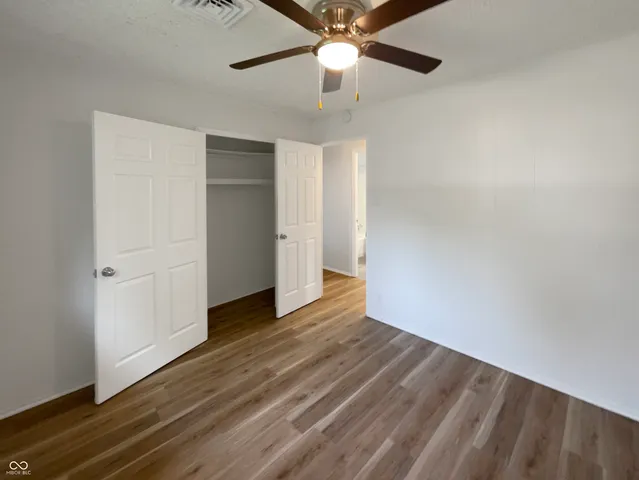 $246,000 | 17 Crestview Drive, Greenwood, IN 46143