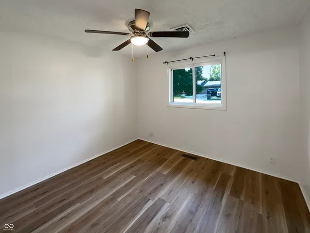 $246,000 | 17 Crestview Drive, Greenwood, IN 46143