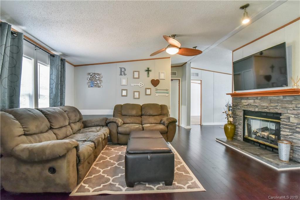 770 Flynn Branch Road Marshall, NC 28753 - Photo 4 of 25 Gallery Image 4
