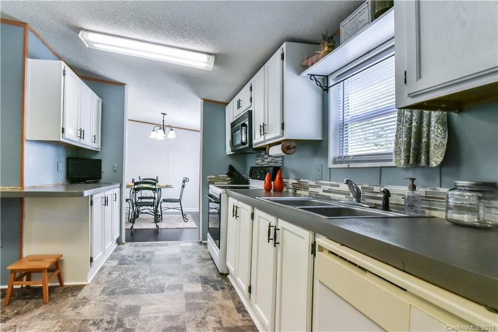770 Flynn Branch Road Marshall, NC 28753 - Photo 7 of 25 Gallery Image 7