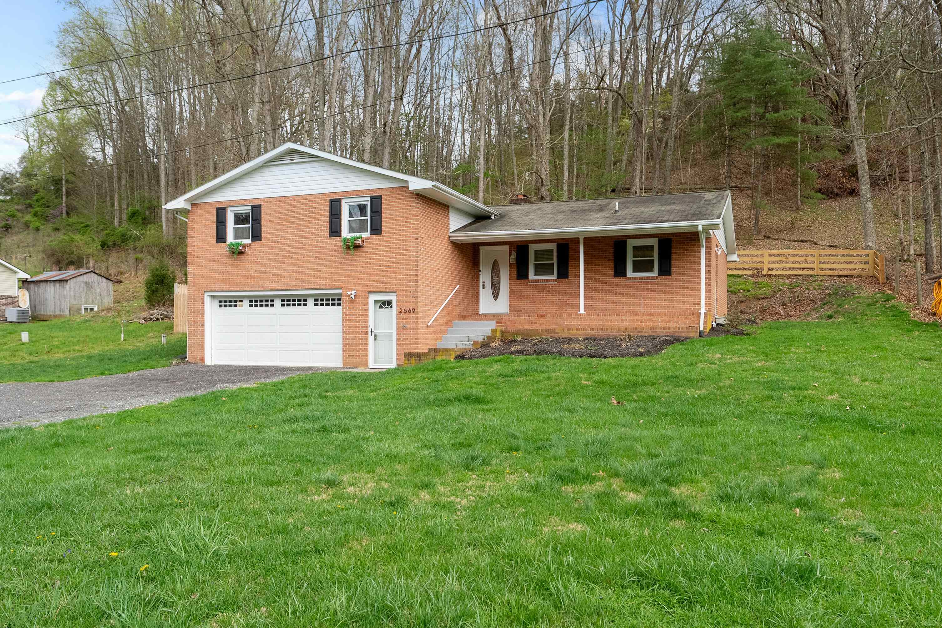2669 Lowmans Ferry Road Pulaski, VA 24301 - Photo 3 of 54 Gallery Image 3
