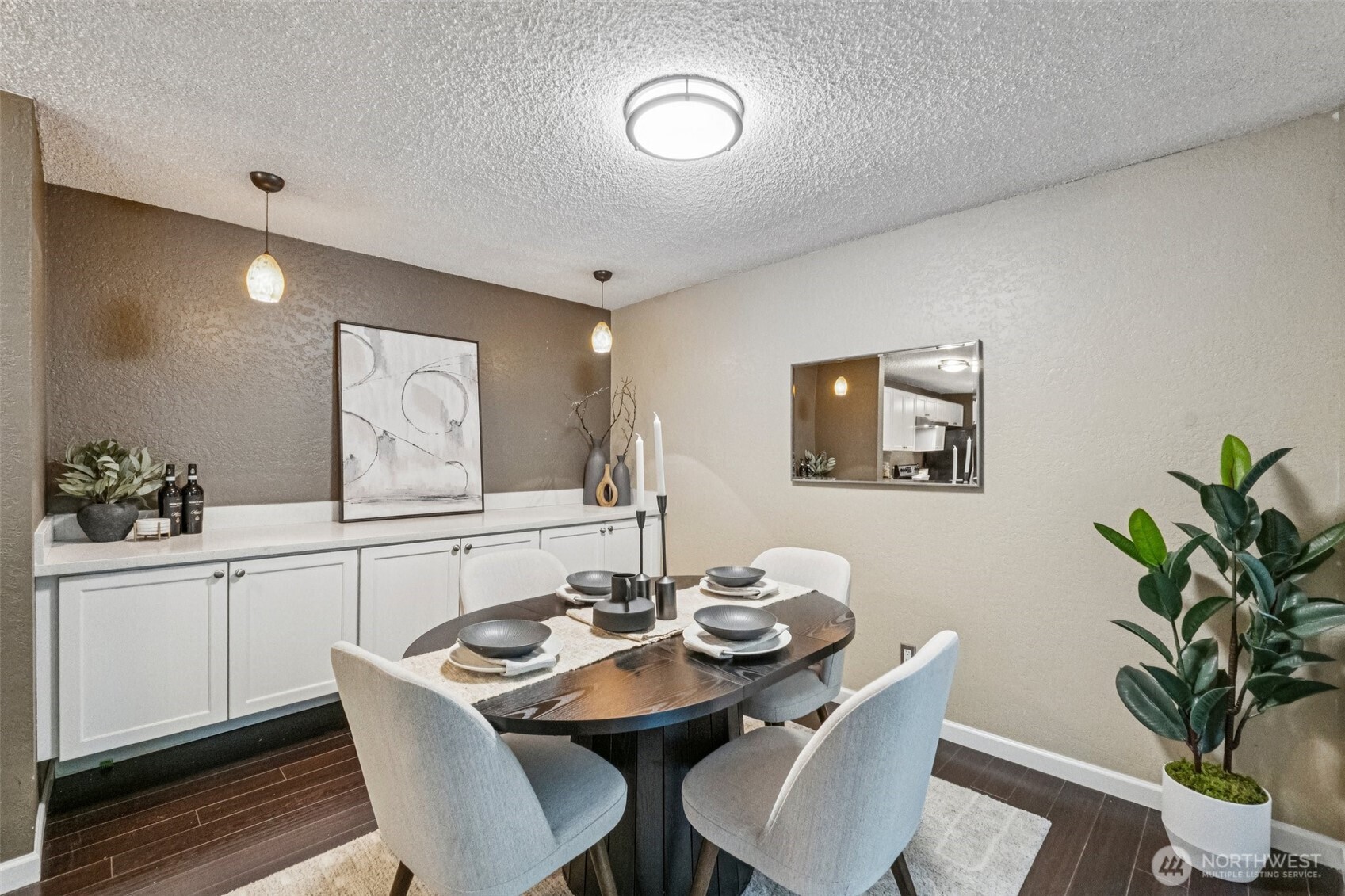 2500 West Manor Place, Unit 217 Seattle, WA 98199 - Photo 11 of 33