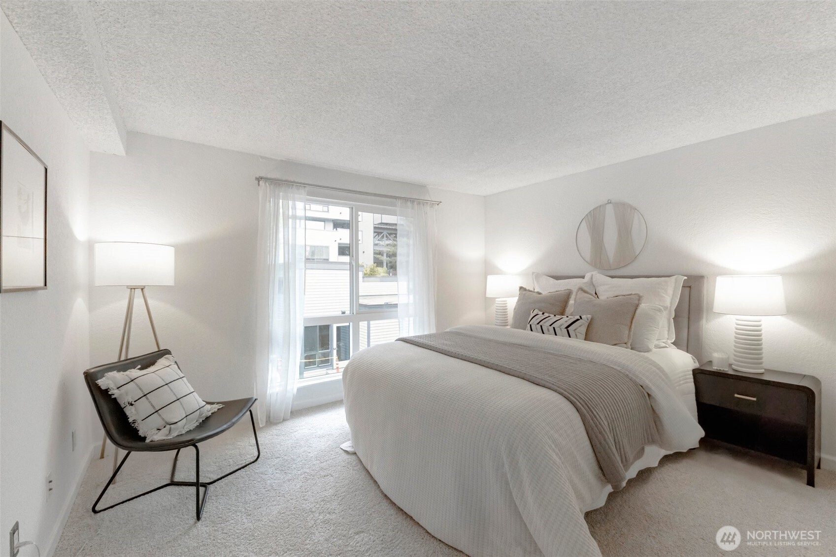 2500 West Manor Place, Unit 217 Seattle, WA 98199 - Photo 16 of 33