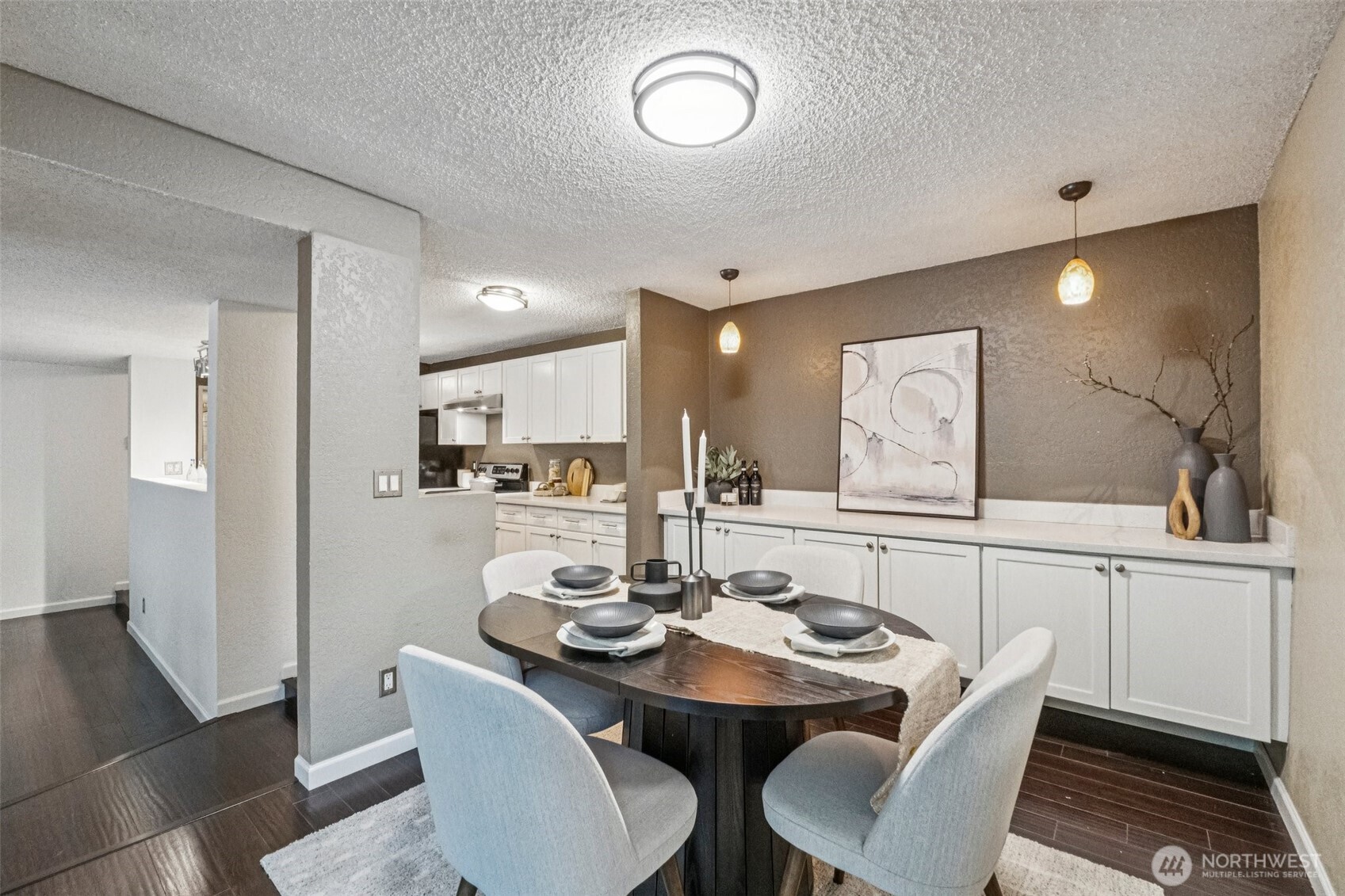 2500 West Manor Place, Unit 217 Seattle, WA 98199 - Photo 10 of 33