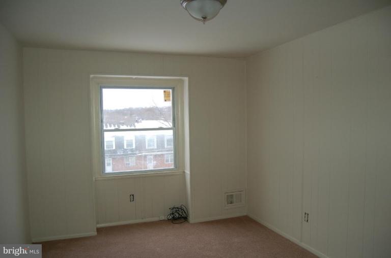 5654 Leiden Road Baltimore, MD 21206 - Photo 7 of 8 Bedroom #3
