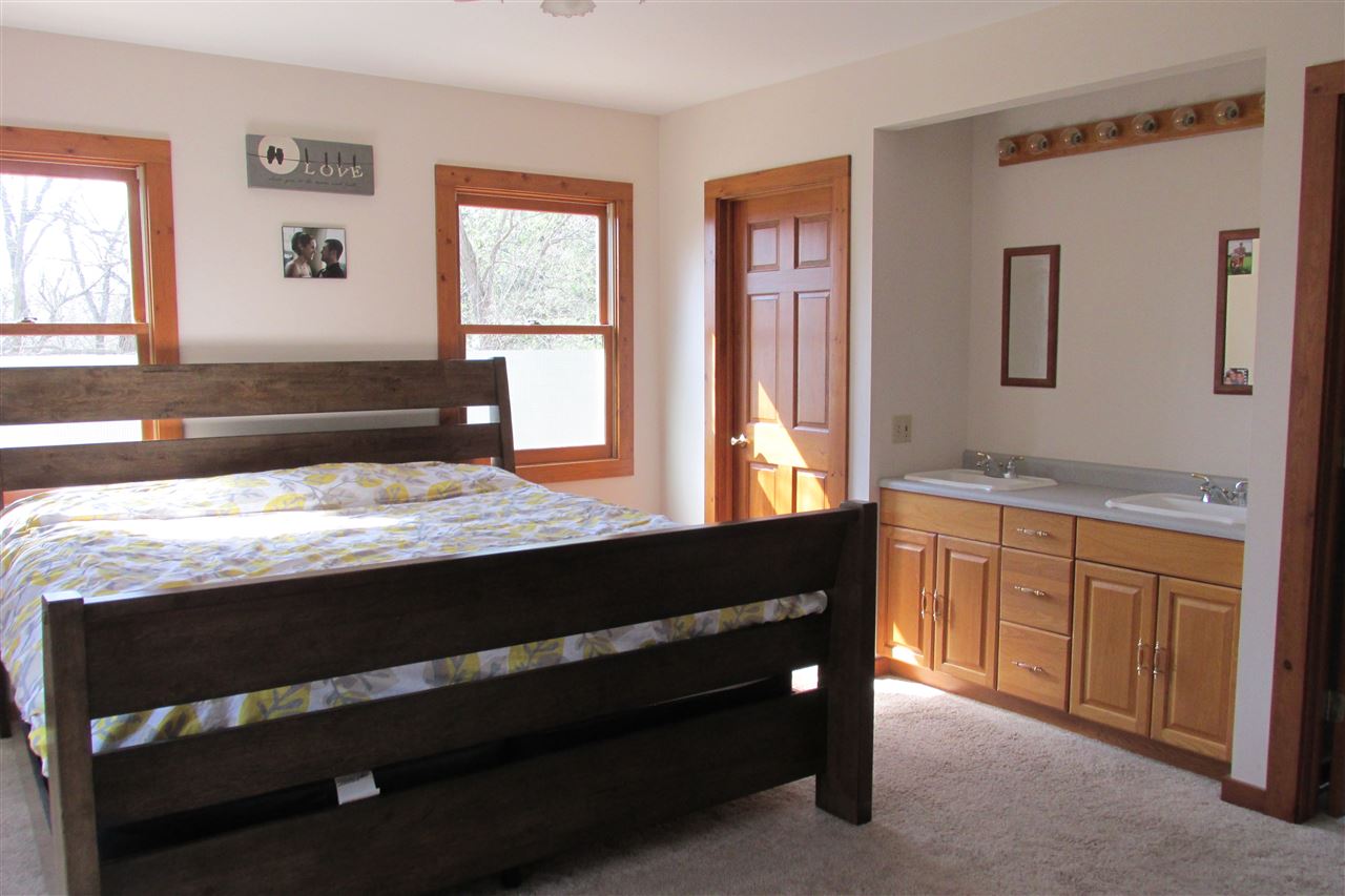 2911 North Blackhawk Road Oregon, IL 61061 - Photo 12 of 25 Gallery Image 12