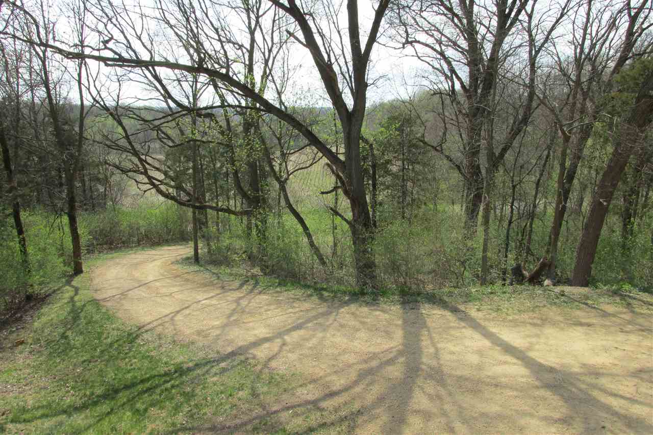 2911 North Blackhawk Road Oregon, IL 61061 - Photo 23 of 25 Gallery Image 23