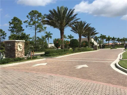 $529,000 | 221 Southeast Longview Drive, Port St. Lucie, FL 34984